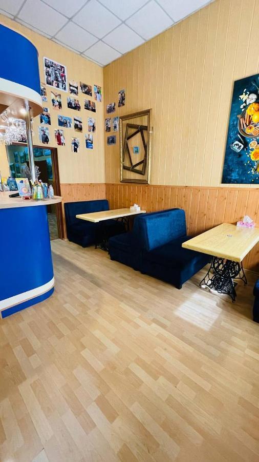 Арт-Вокзал Hotel Krivoy Rog Ngoại thất bức ảnh