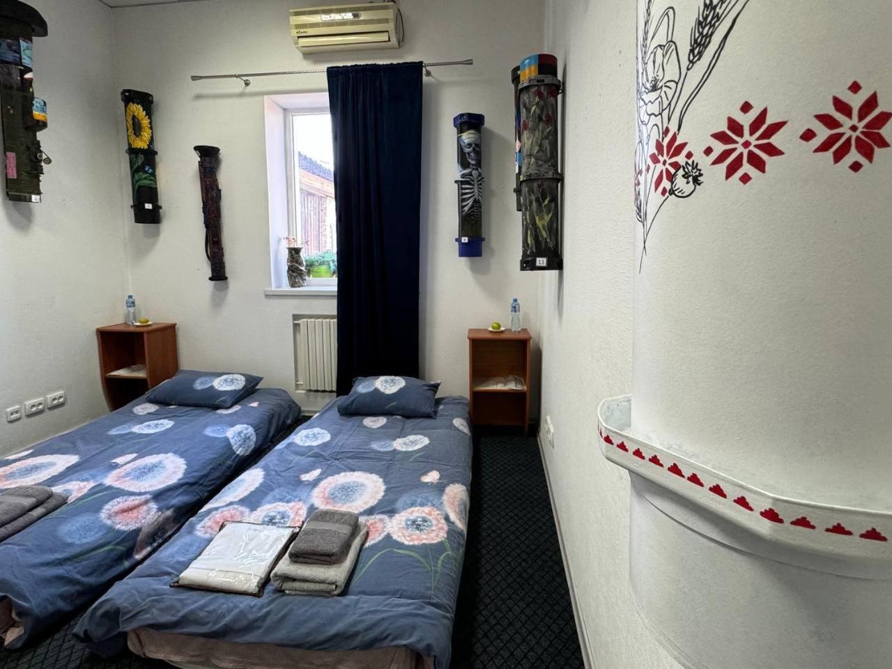 Арт-Вокзал Hotel Krivoy Rog Phòng bức ảnh